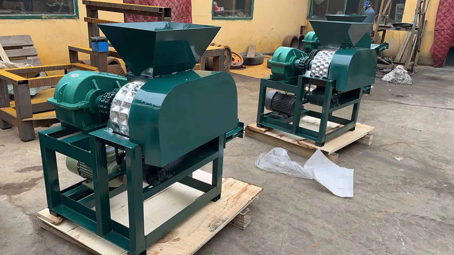 Industrial Mineral powder briquetting machine energy saving briquette machine/briquette press charcoal making machine