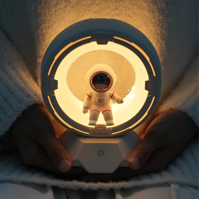 IMYCOO New Design Rechargeable Children Astronaut LED Table Lamp Home Touch Dimmable Eye Table Lamp For Bedroom