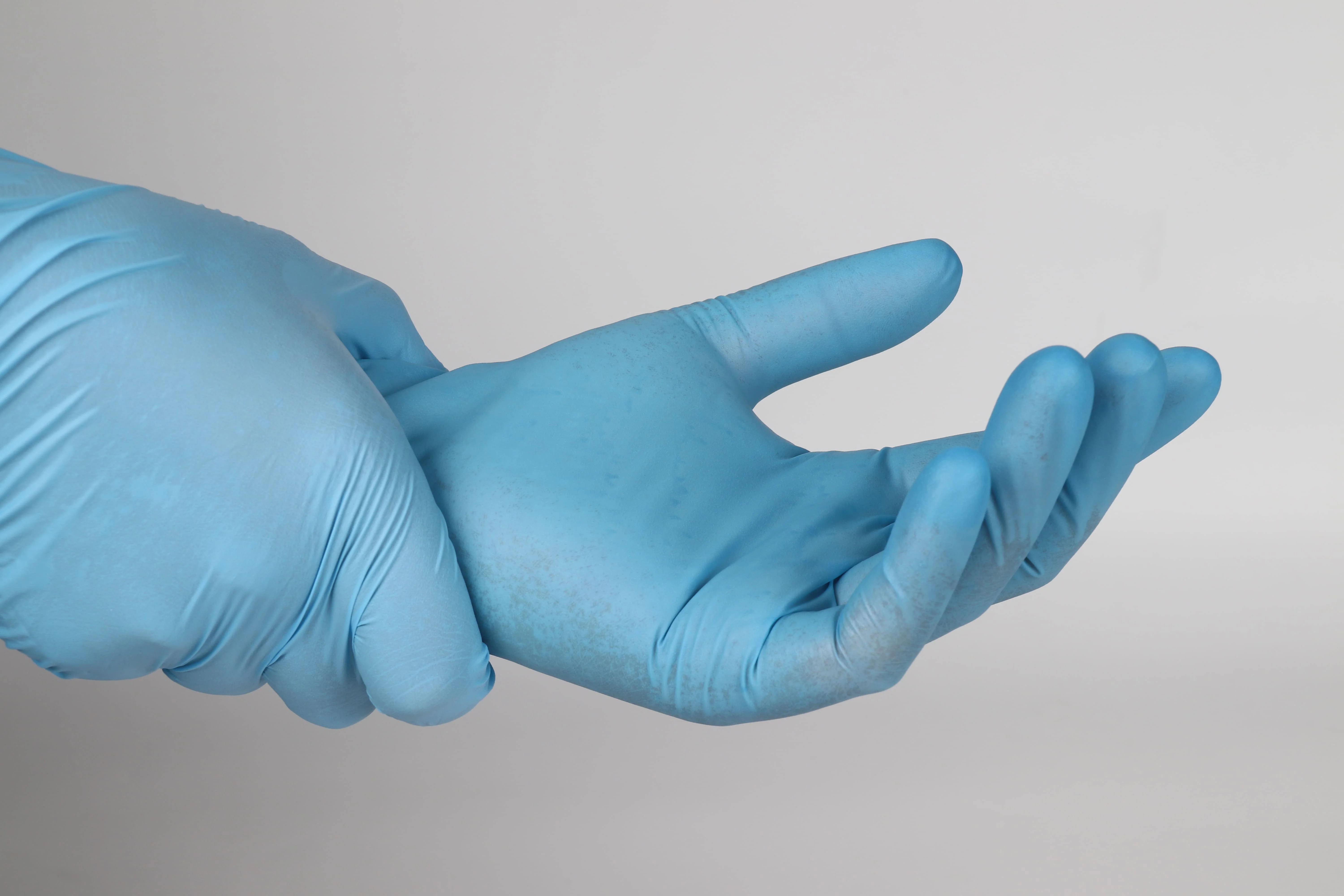 Disposable Latex Gloves Pack of 100, Powder Free Protective Glove for Kitchen Cooking Cleaning, White