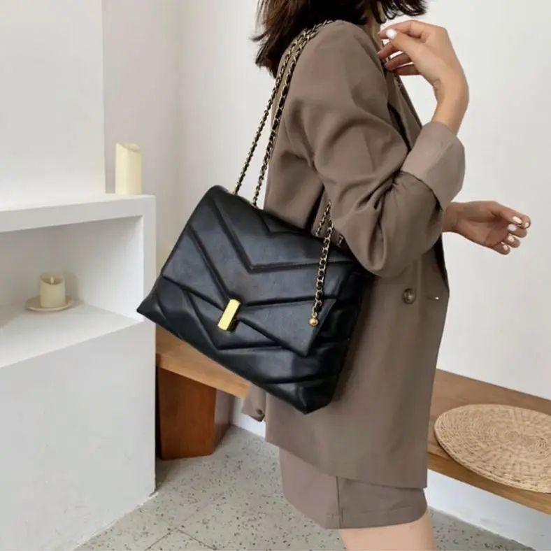 Casual Large Shopping Totes Bags Fashion Designer Pure Color Underarm Bag Luxury Ladies Thread Armpit Packs Crossbody Handbags
