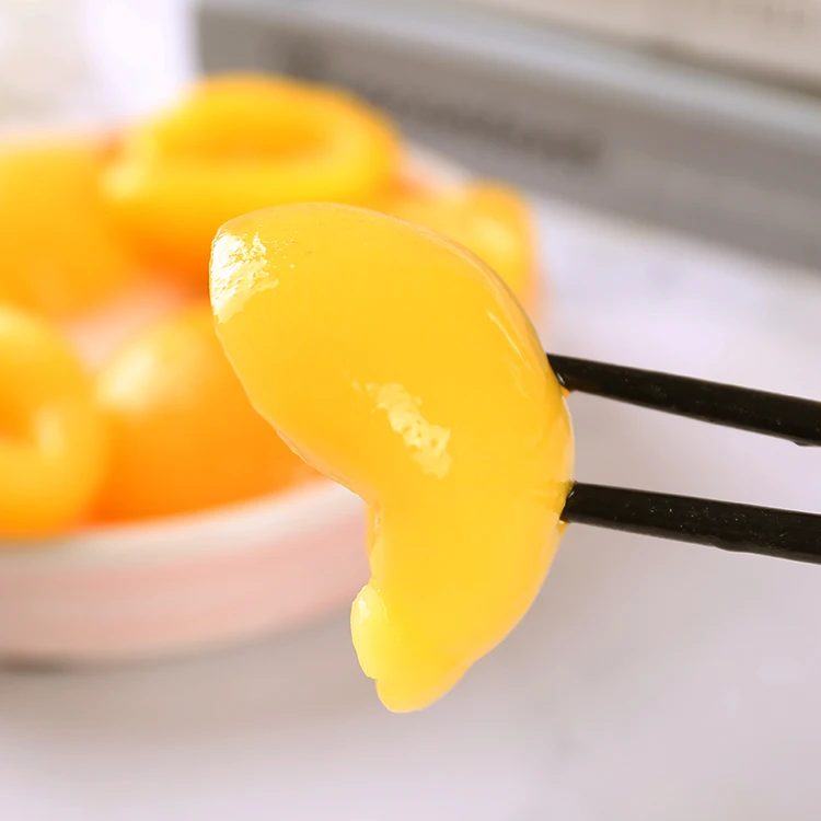 425 г консервированных половинок персика консервированный желтый персик в сиропе западные десерты и напитки материалы