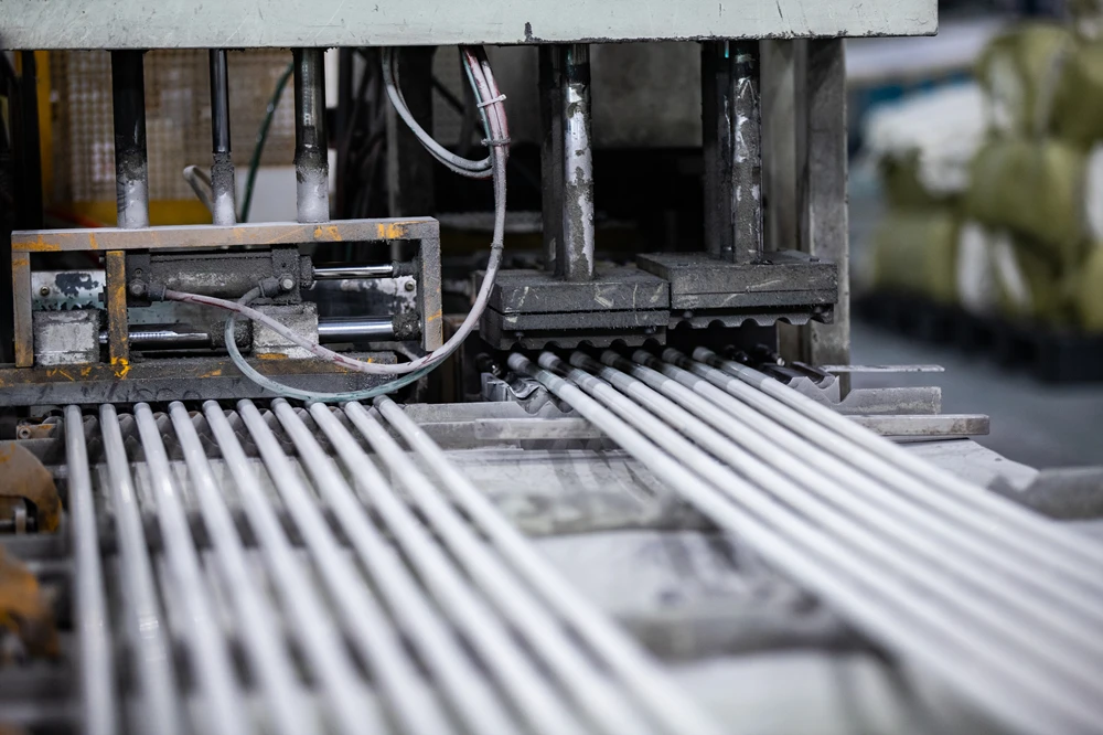 ERA DIN pipes and fittings New high quality price potable water valves male thread elbow wall plate