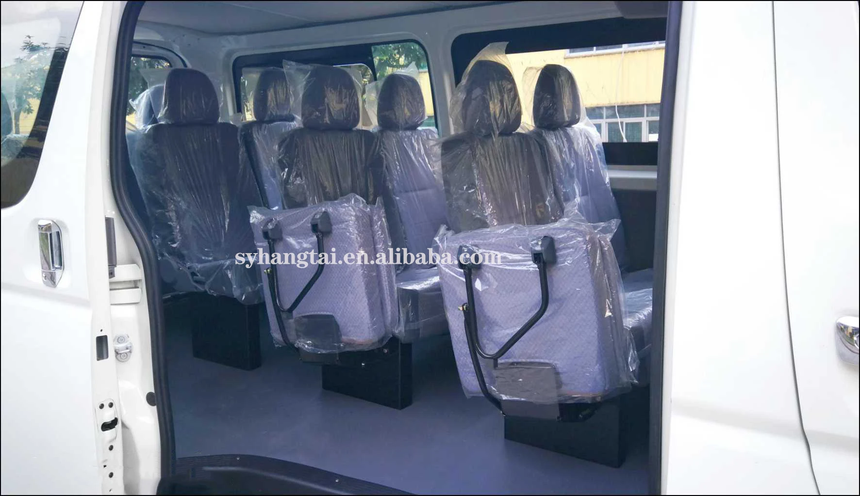 Customization RHD HIACE 15 Seats MINI Bus Gasoline 491 Injection Engine Passenger Transport