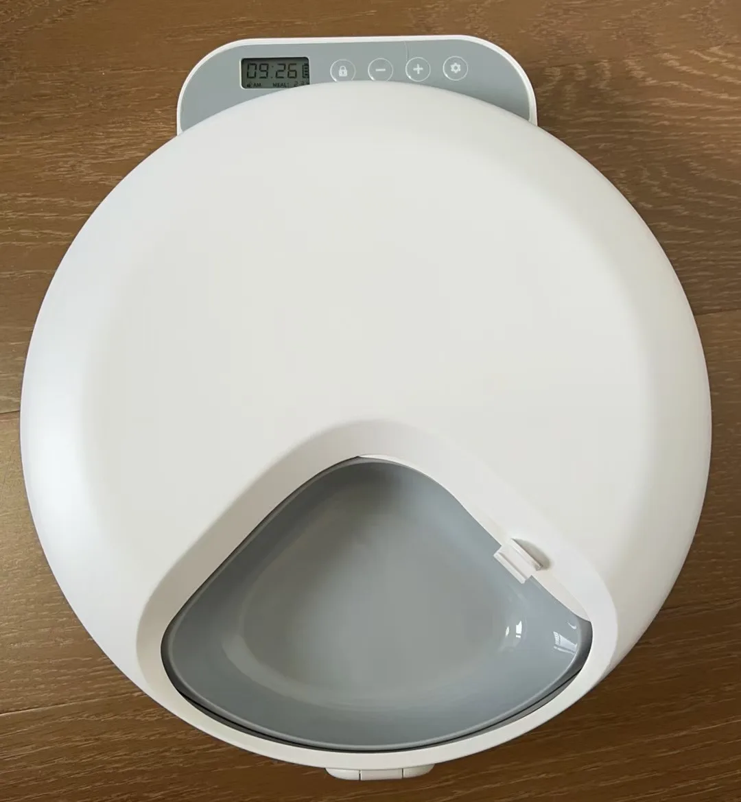 Smart Pet Feeder 4 Meals Cat Food Feeder Bowl Cordless Automatic Dog Food Feeder with Timer