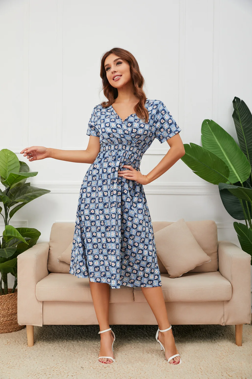 Spring Summer New Chiffon Beach Dress Printed V Neck Short Sleeve Dress Women Casual Bohemian Dress