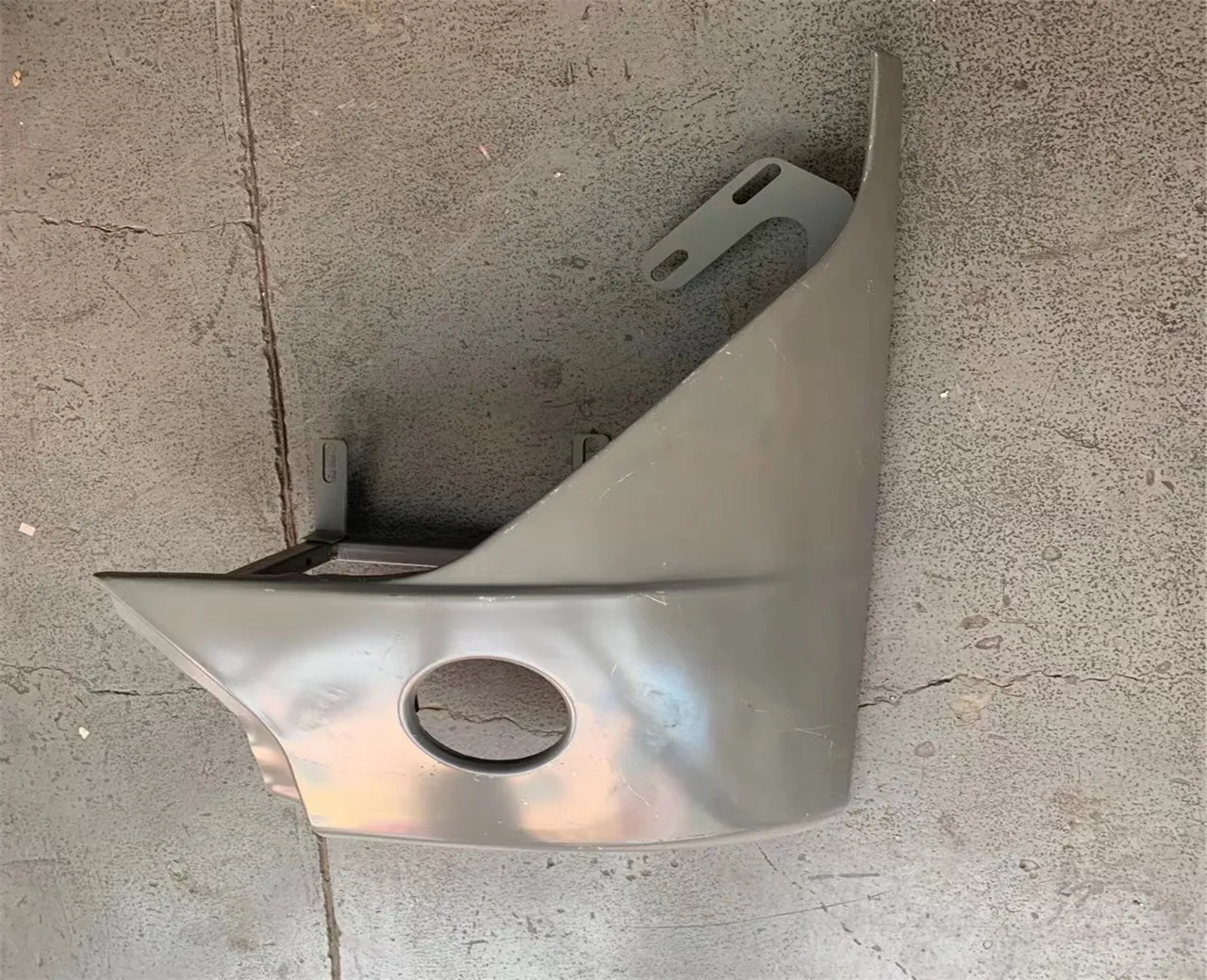 Zhongtong Bus Front Headlight Frame, Front Fog Lamp Frame, Front Corner