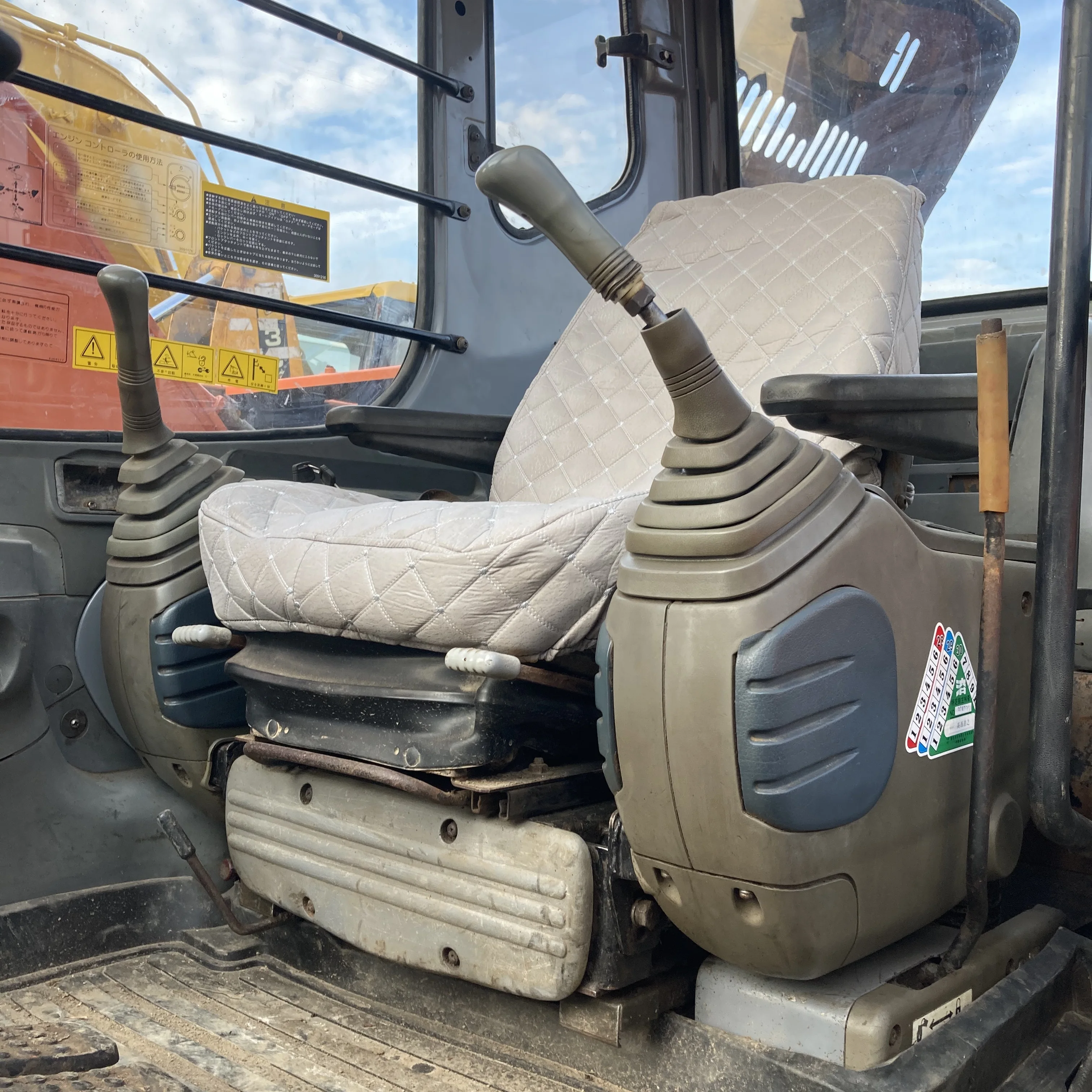 
Used small mini original Hitach EX120 high performance Hydraulic Japanese Excavator 12 ton for sale 