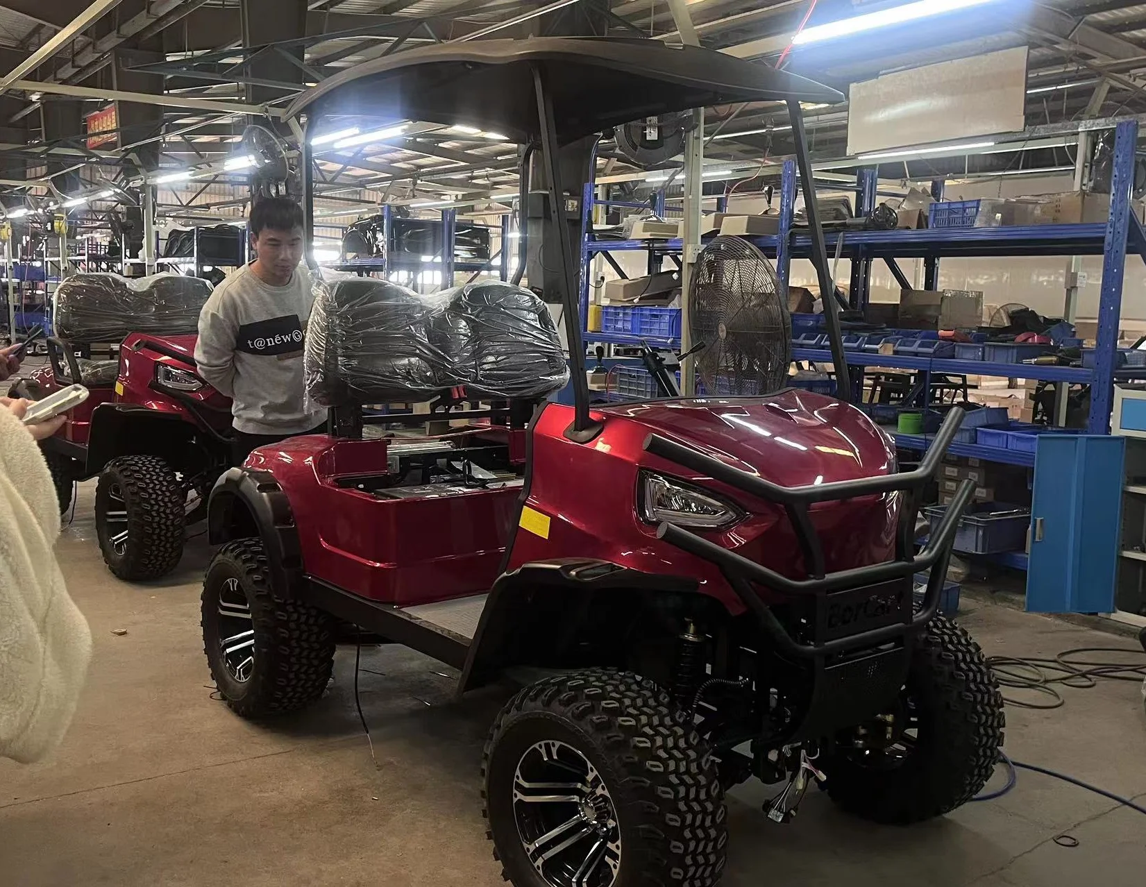 Children off-Road Car 4-Wheel Off Roader Beach Buggy for Kids Electric Golf Cart Hotel Sightseeing Car 5KW AC Motor