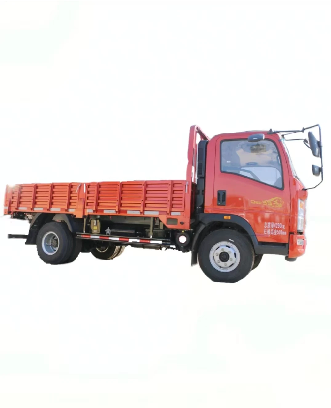 Hot sale Sinotruk HOWO dump truck transports 1-5 tons of construction site garbage, which can be quickly customized and shipped