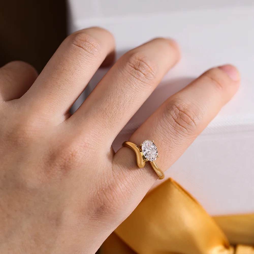 Diamond Solitaire Engagement Ring 1.1ct  classical four claw vintage style Oval 18K White Gold ring