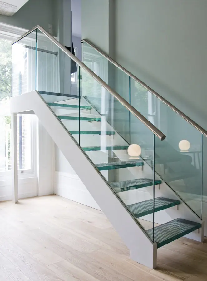 Wholesale Price Per m2 laminate safety glass sheets 6-80mm Thickness Safety Building staircase railing glass