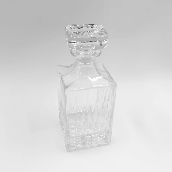 cheap price square shape glass bottle 750ml for whiskey glass bottles decanter sets