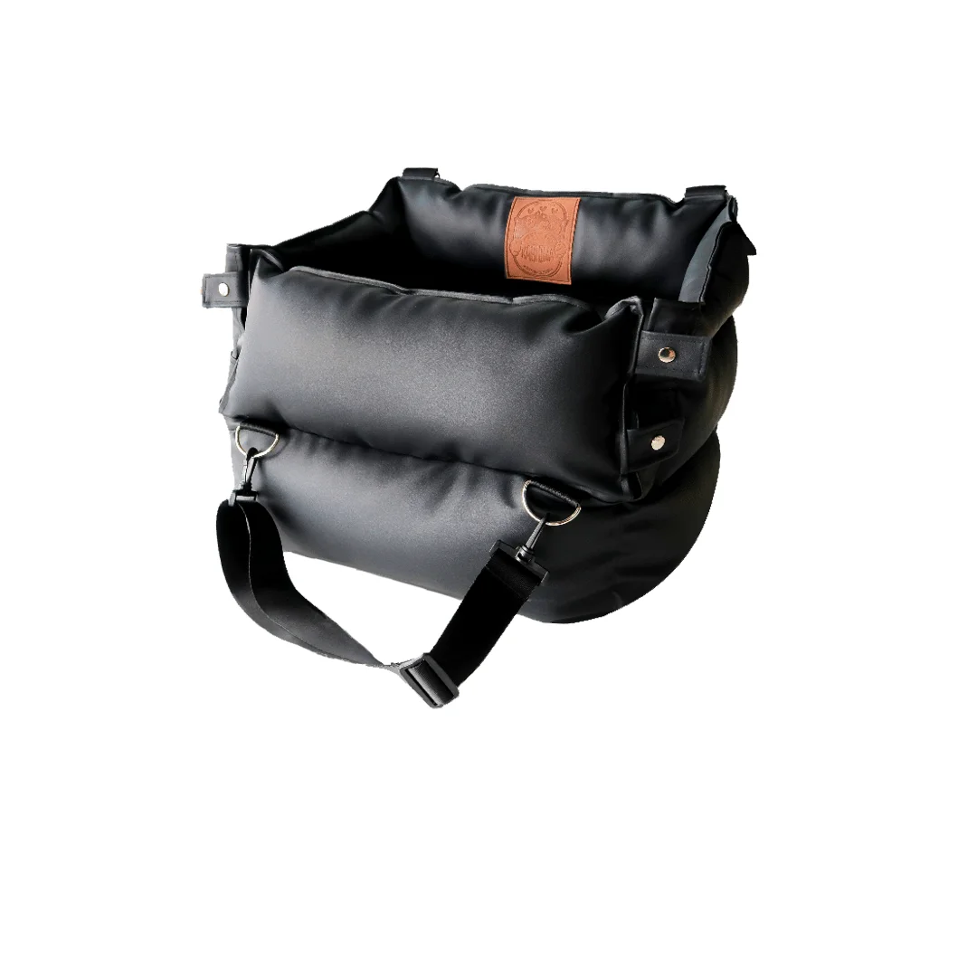 The pet nest is waterproof and easy to clean front and rear passenger seat car cushion dual-purpose dog and cat safety seat