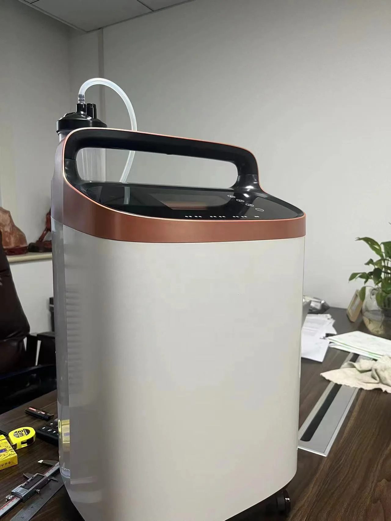 2024 hot selling Yide 5 Liter Medical Oxygen Concentrator with High-flow pure copper oil-free compressor