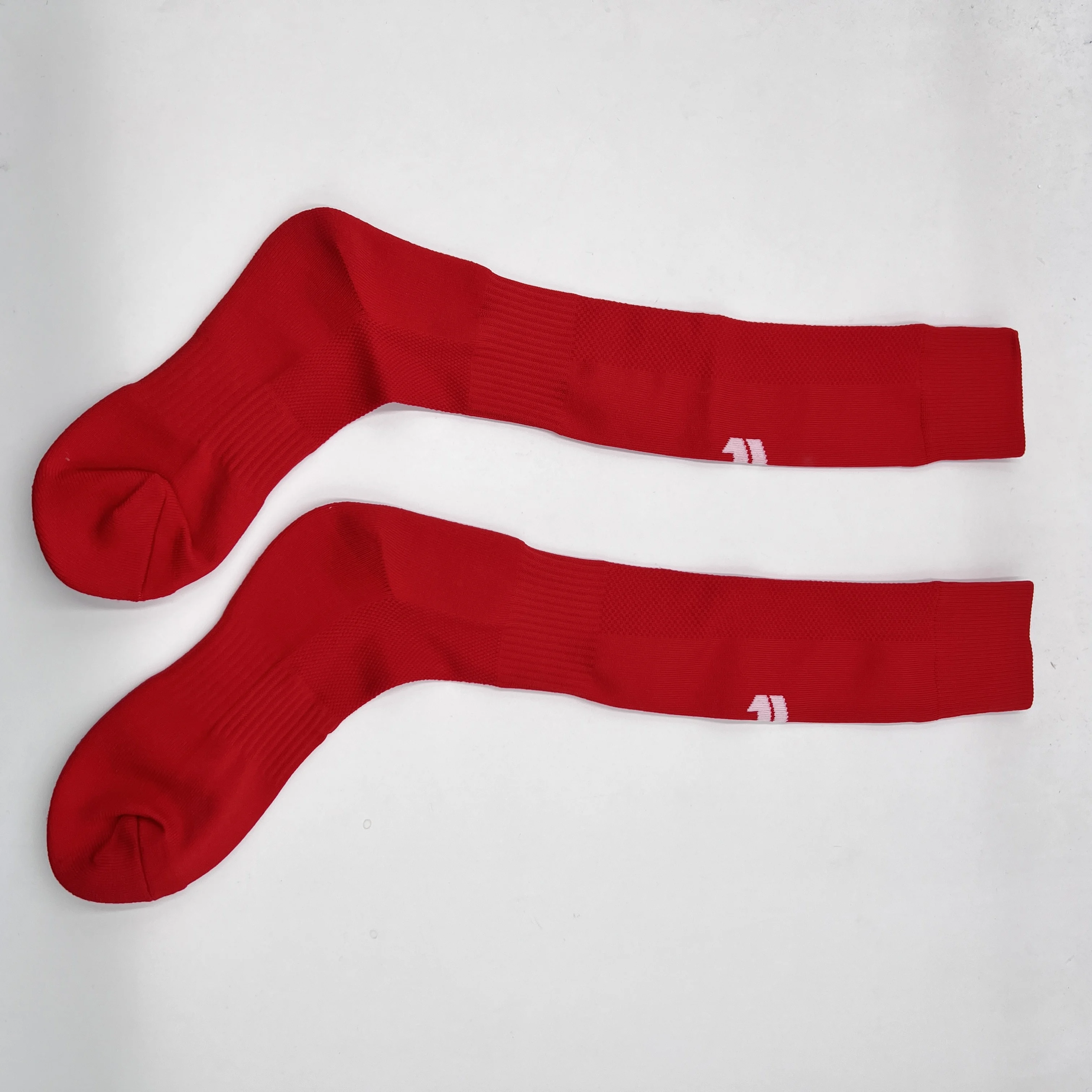 OEM Wholesale Custom Logo Breathable Knee High Man Cushion Pad Soccer Football Socks