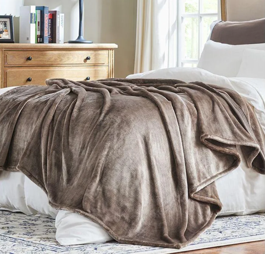 Cozy Fleece Throw Blankets Travel Camping Lightweight Super Soft Chair Blanket