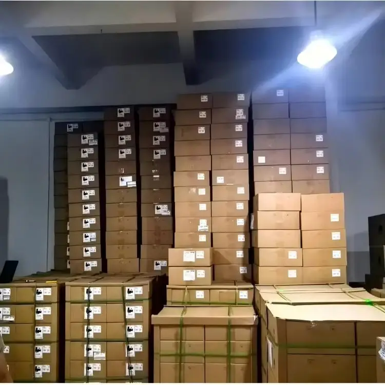 Cloud Oriented High Performance Low Latency CloudEngine S5755 H48T4Y2CZ Network Switch