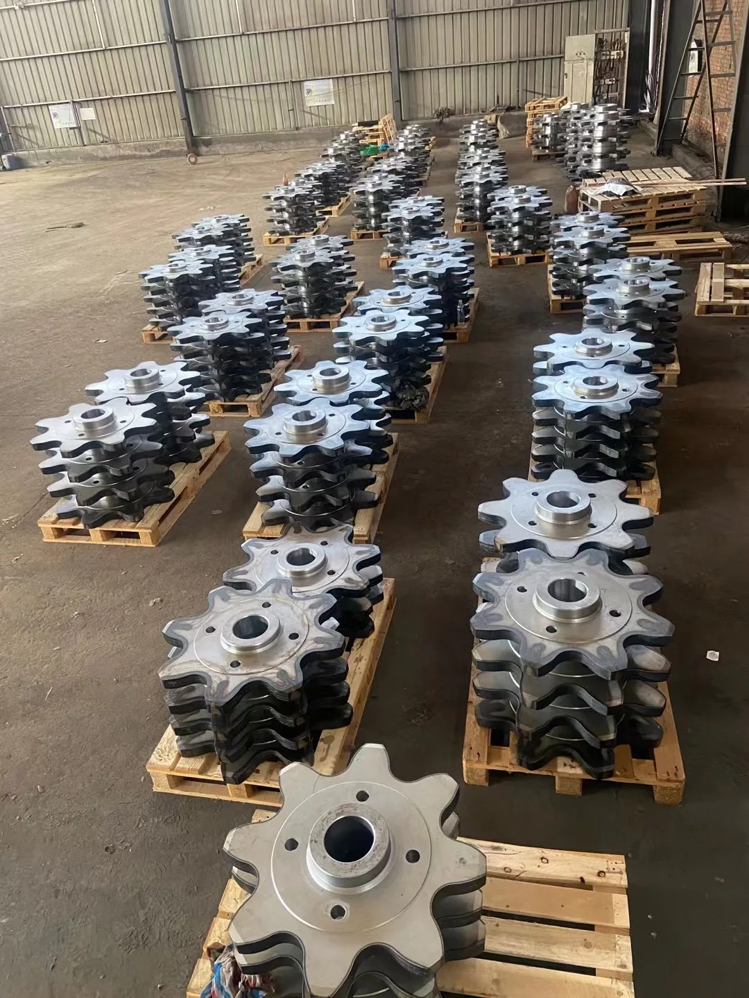 45 # Aisi304 high-quality Roller chain sprocket non-standard customized according to the drawing