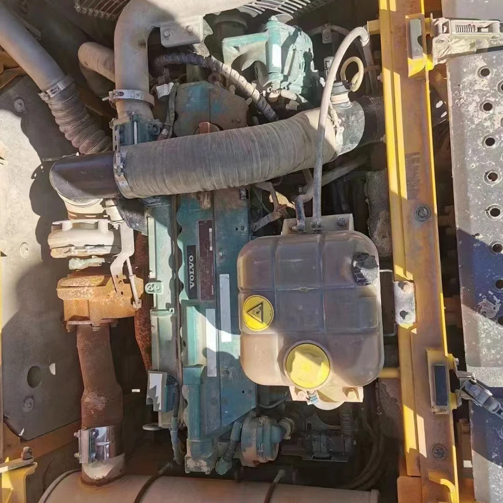 90% New 30 Ton Used Construction Equipment Volvo EC300D Backhoe Excavator Loader For Sales