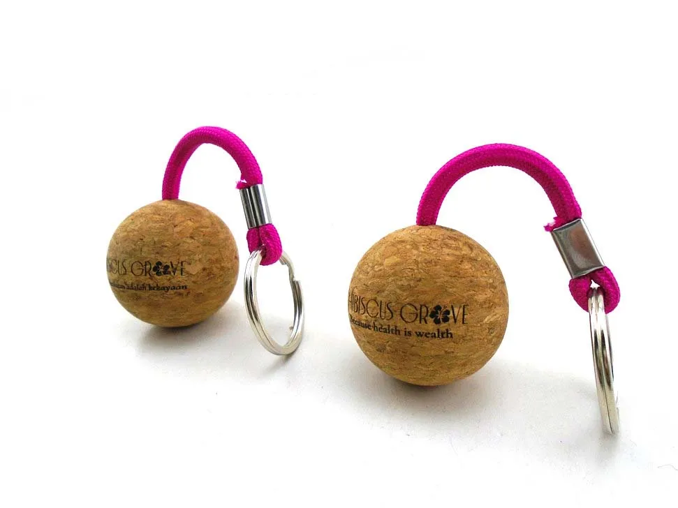 custom logo 50mm 35mm round 3d ball key ring with cork ball key ring holder cork wood keychain cork keychain