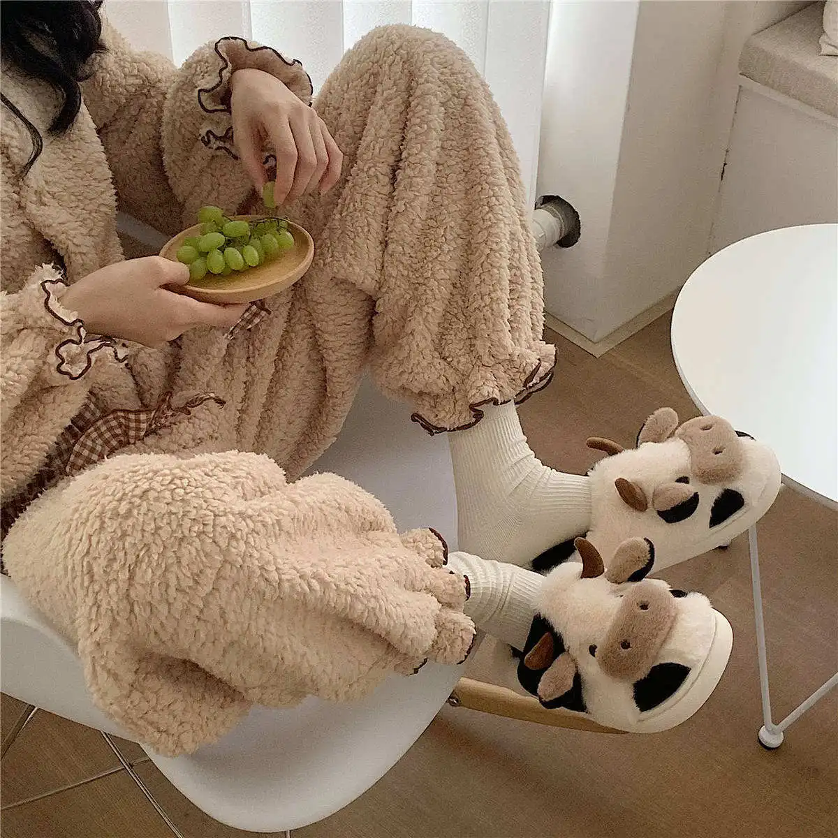Girls Milk Cow Cushion Slippers Women Home Slides Fluffy Winter Warm Cartoon House Cute Funny Shoes