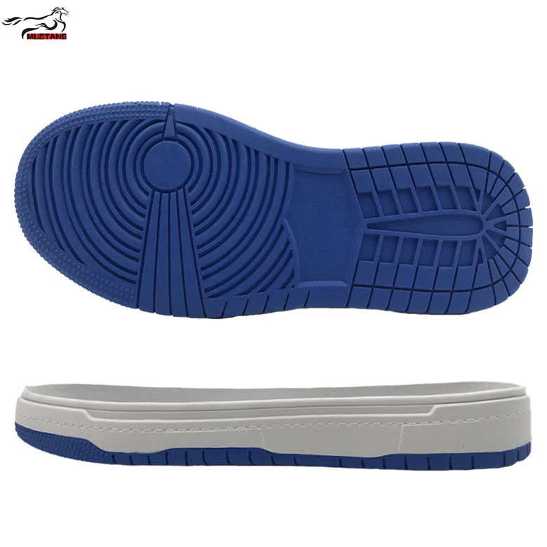 Mustang Fashion Men Sports Skateboard Rubber Sole Popular Color Shoes Sole for Men Sneaker Sole