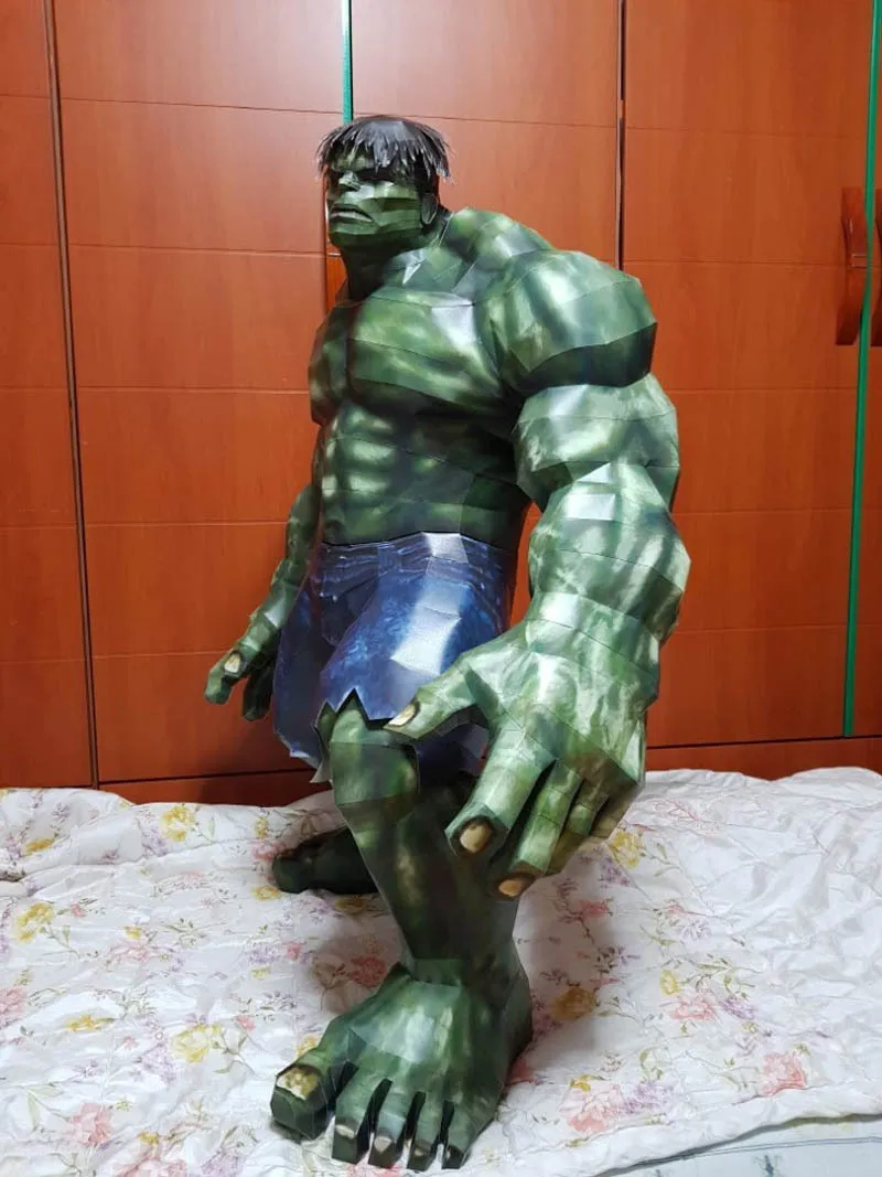 Popular Cartoon 2 meters Hulks Equal proportion Marvels DC 200G imported cardboard Statue 3D stereoscopic paper Movie Figure