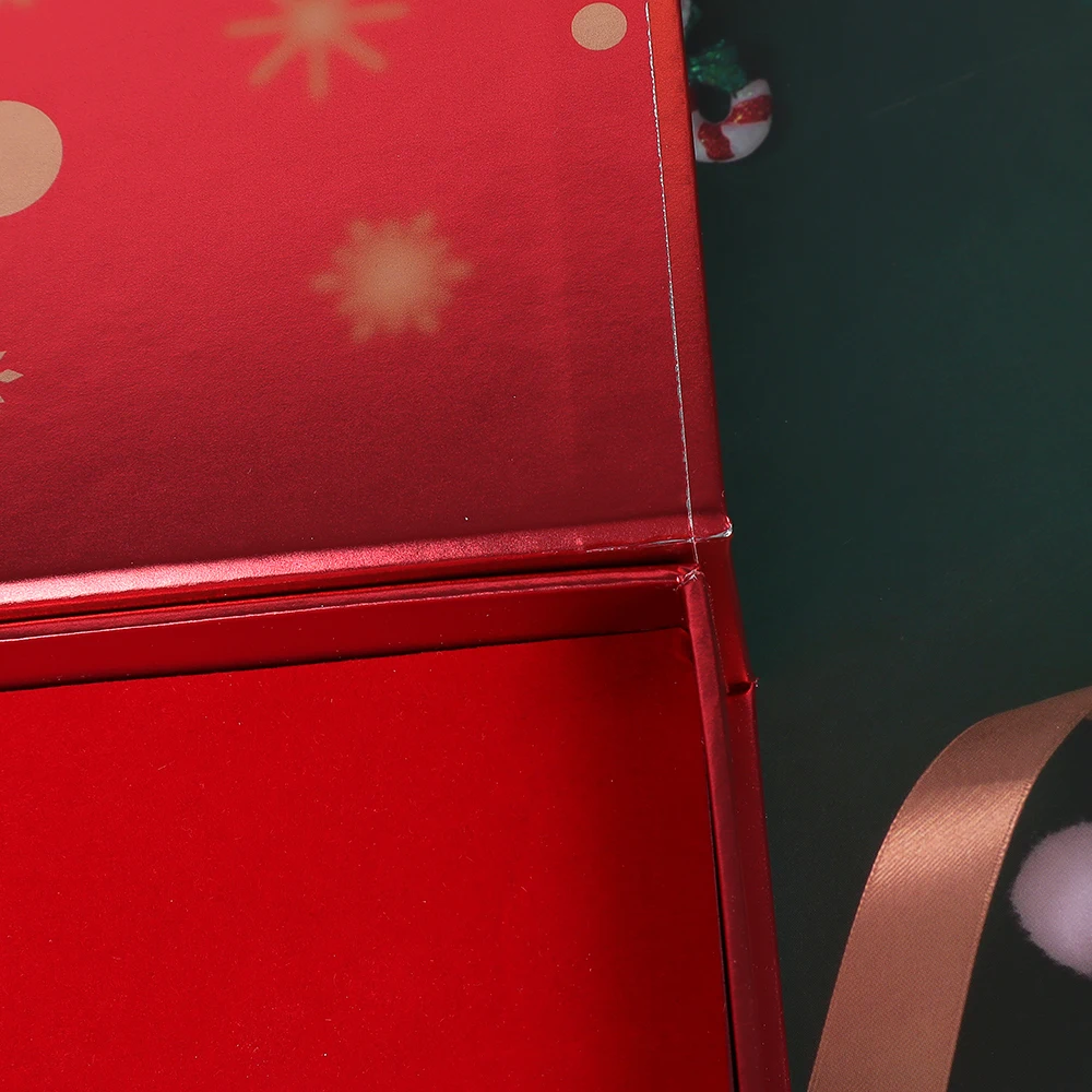 Red Packing Christmas Top Coat Gel Tips Kit with Mini UV Lamp Private Label Manicure Tools Set Nail Gel Gift Set Design Finger