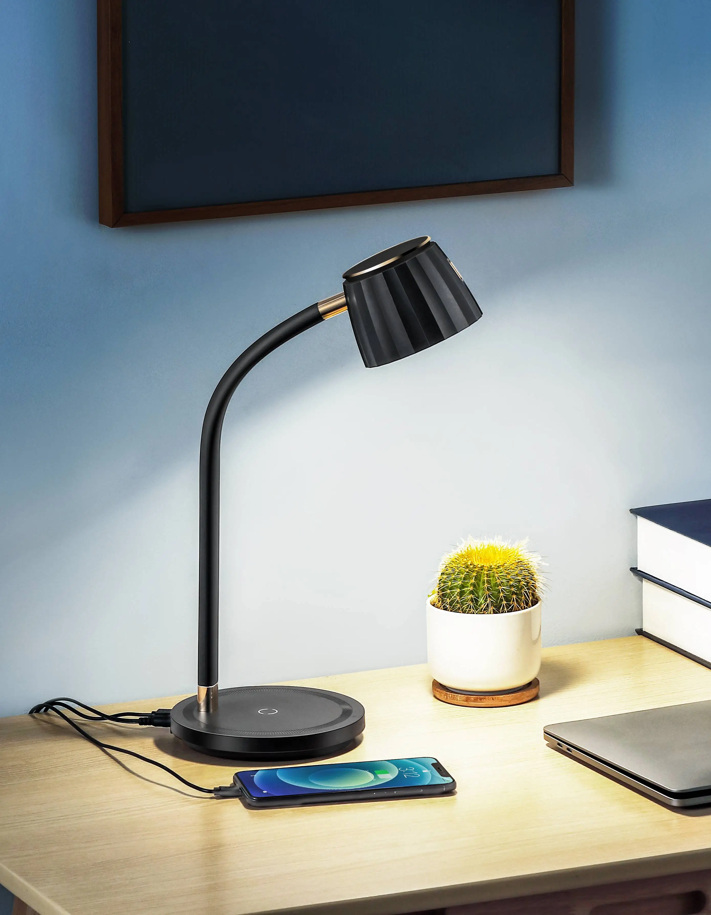 Home Decor Modern Simple Style 3-Grade Brightness LED Desk Lamp with Wireless Charger