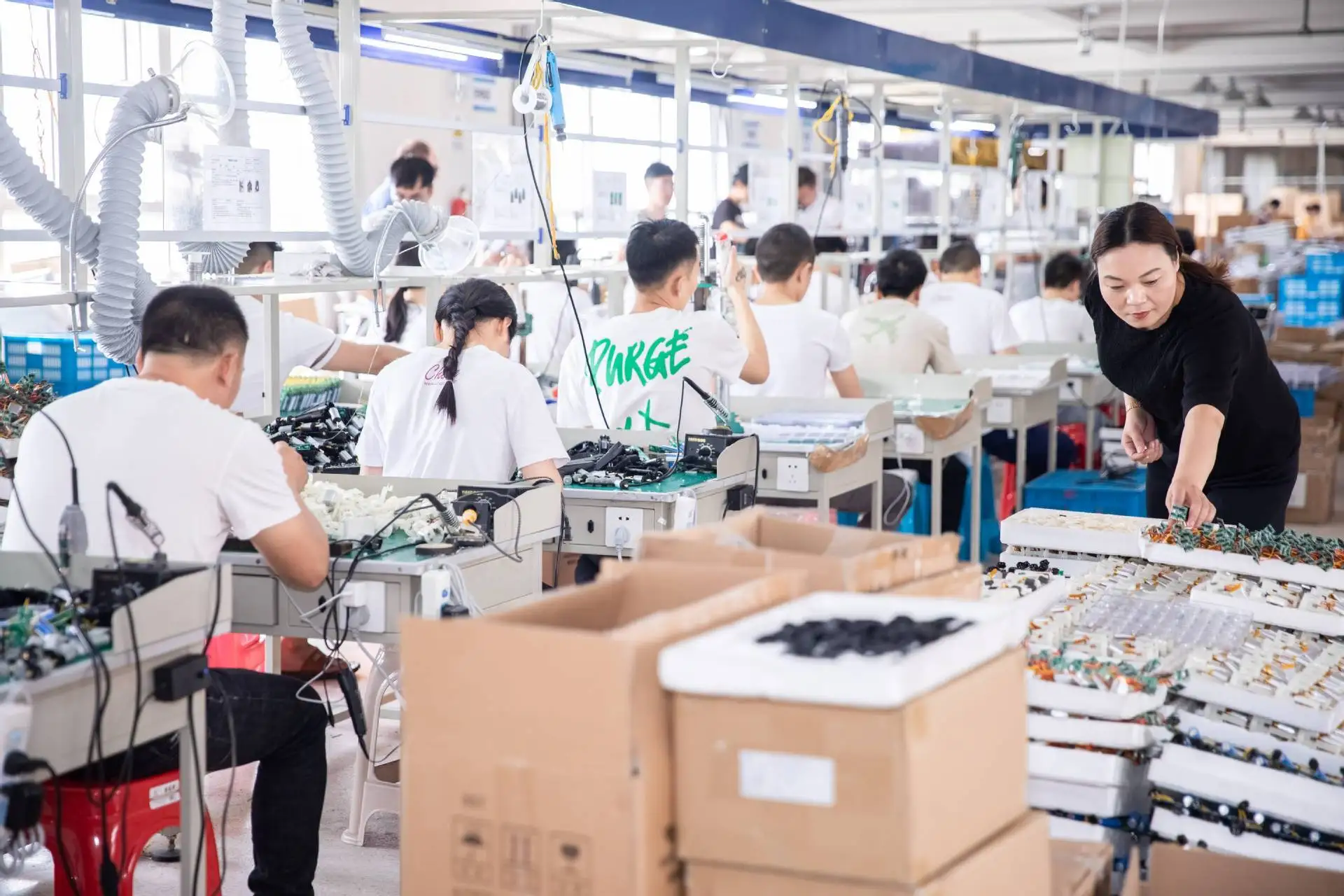 T-type hair dryer salon performance negative ion 3-speed strong wind 1200W hair dryer blower hot air comb