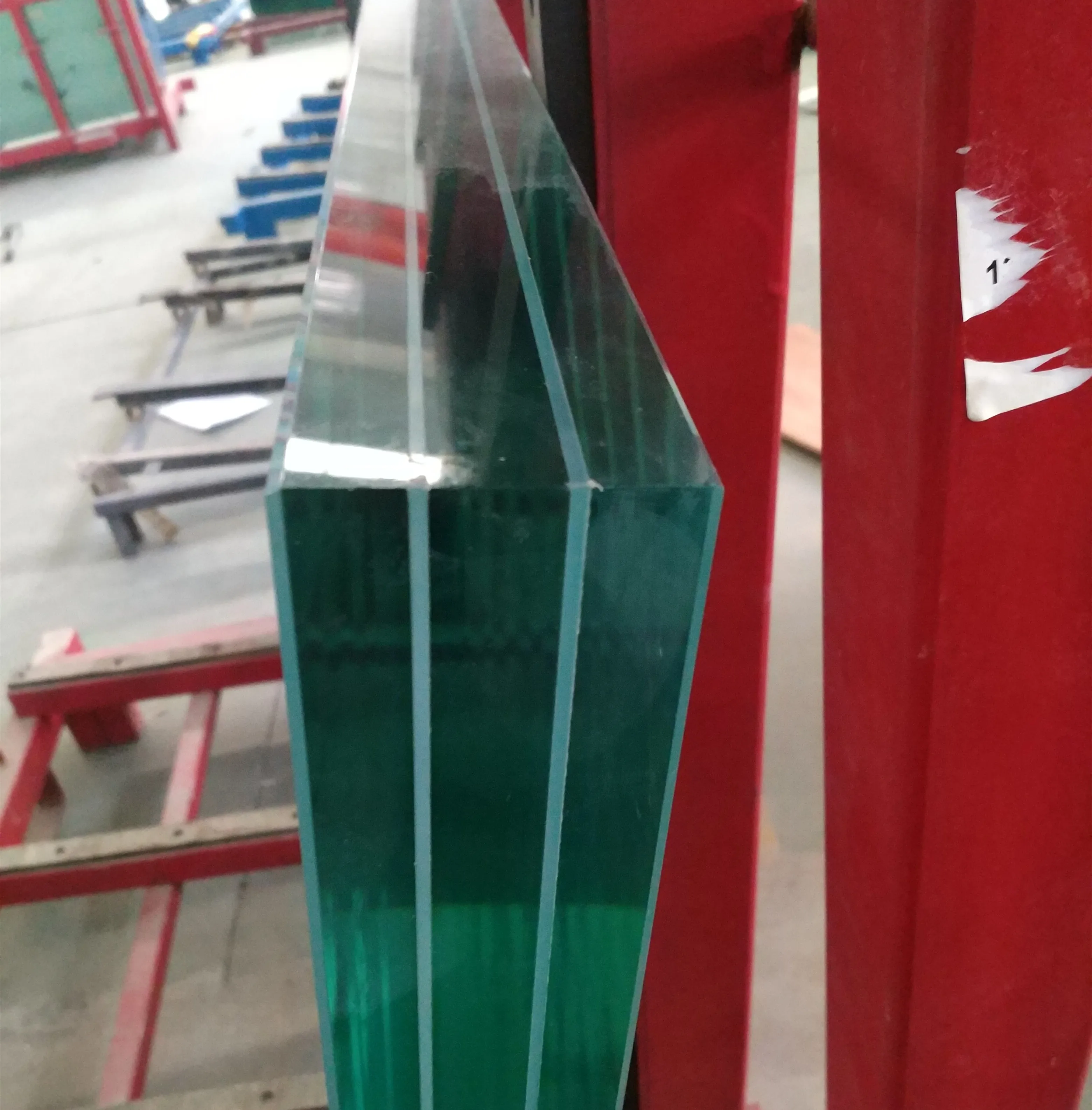 ultra clear 25mm 20mm blend tempered laminated glass sheet price per square meter for building window