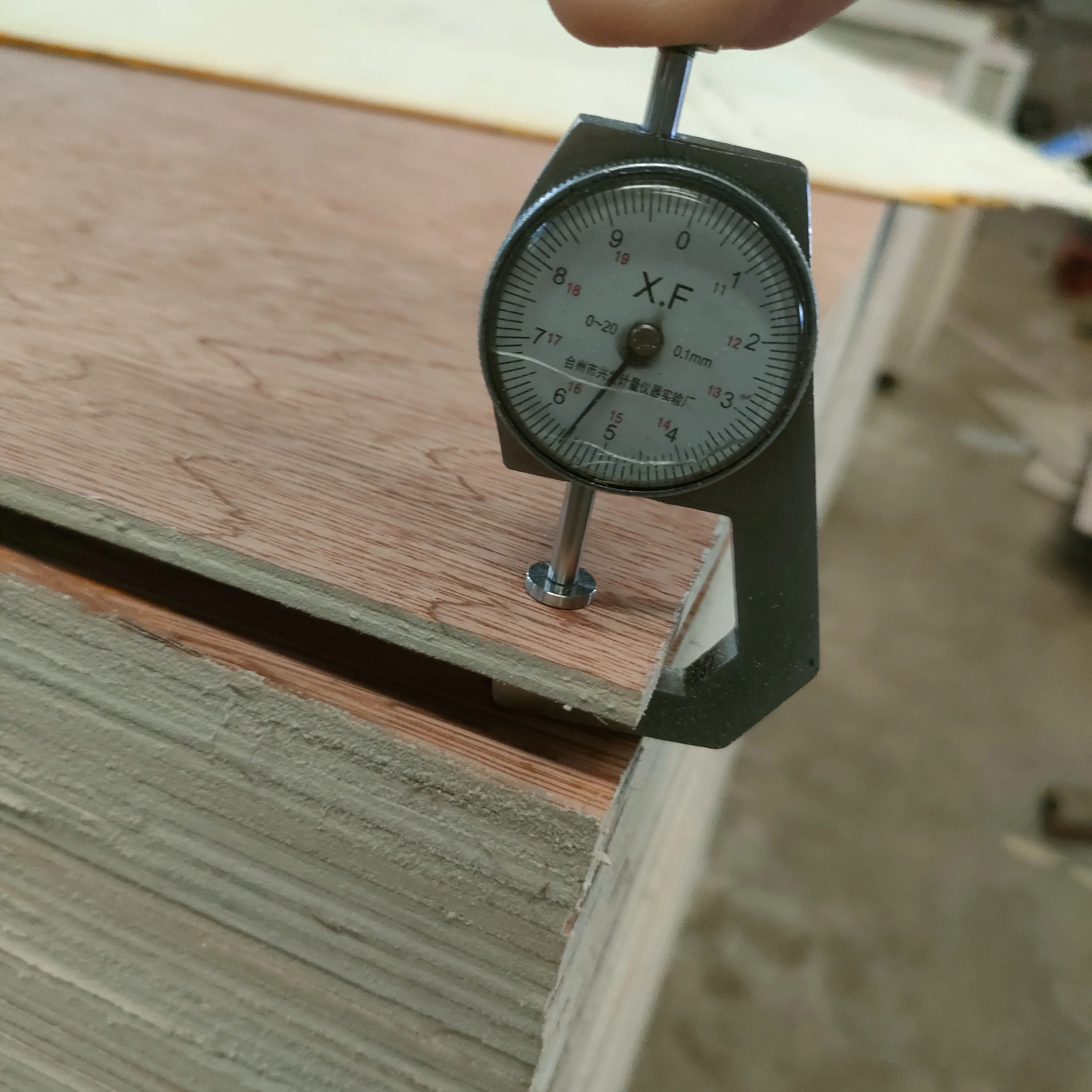 Linyi high quality 3-30mm E0/Phenolic glue full birch plywood manufacturer