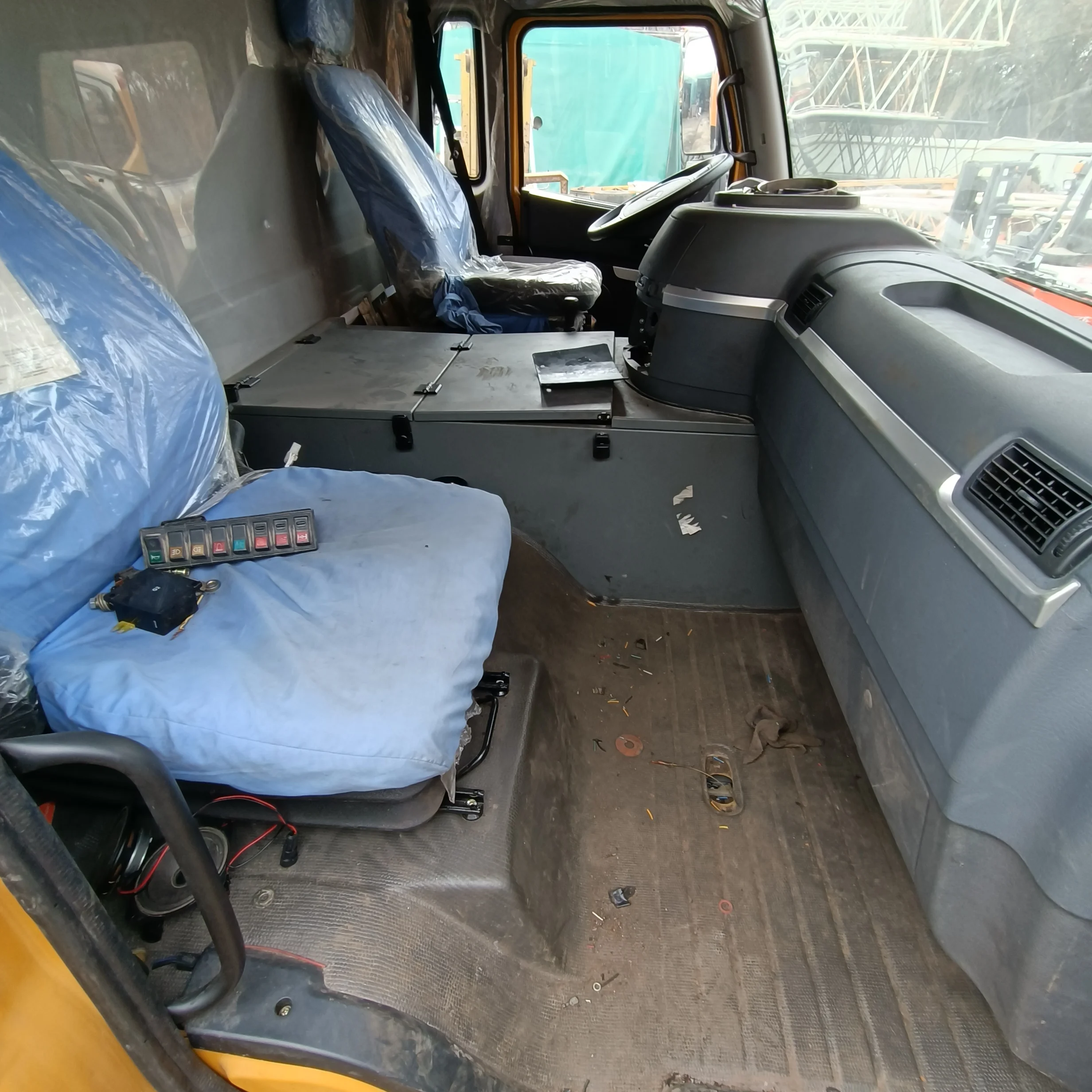 heavy construction  100ton  used  crane  Sany brand  STC1000T truck used crane at competition price