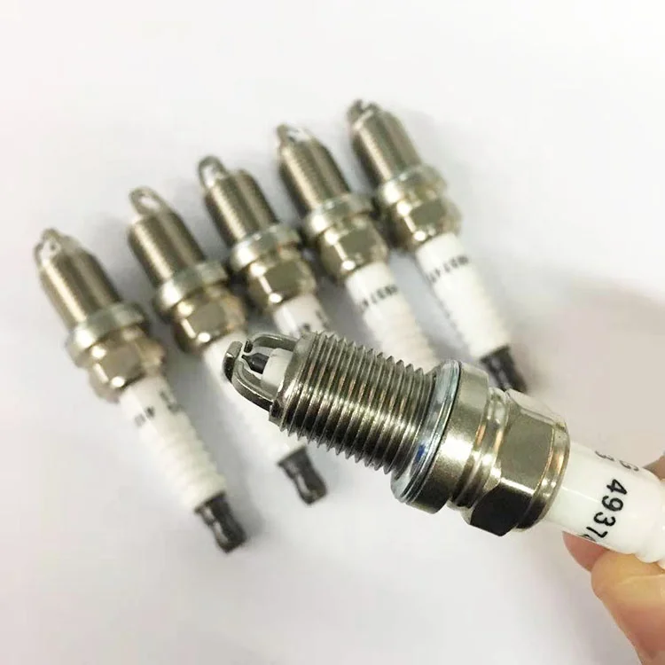 
DCEC engine 6CT8.3/CGE8.3 Spark plug 4937472/4955850 natural gas engine parts 