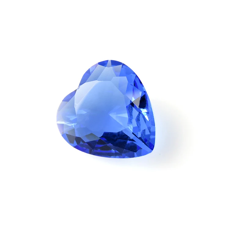 Wholesale Synthetic Heart Cut Glass Gemstone Faceted Synthetic Loose Gemstone