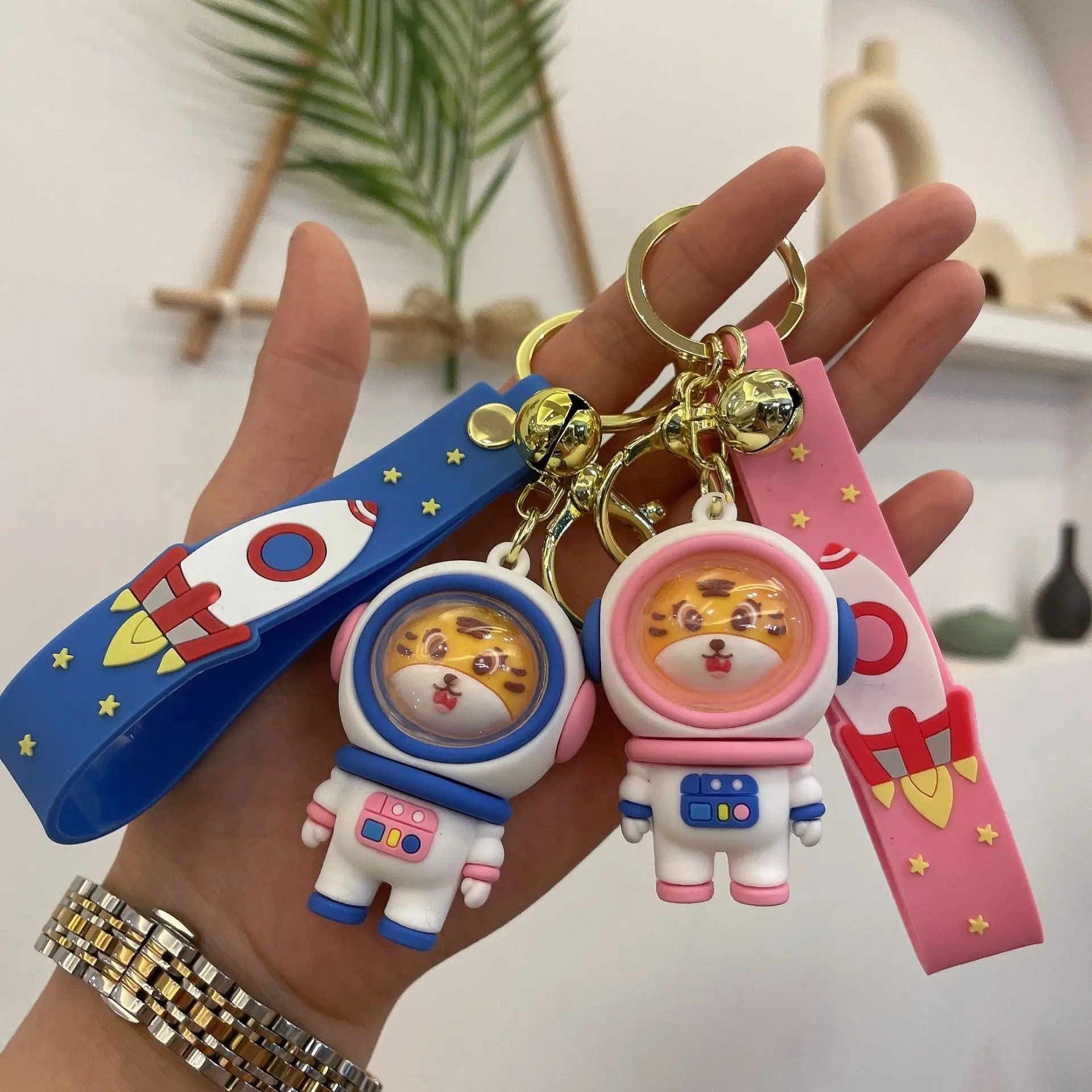 Creative Personalized Silicone Keychain Cute Cartoon Space Animal Doll Bag Pendant Key Chains