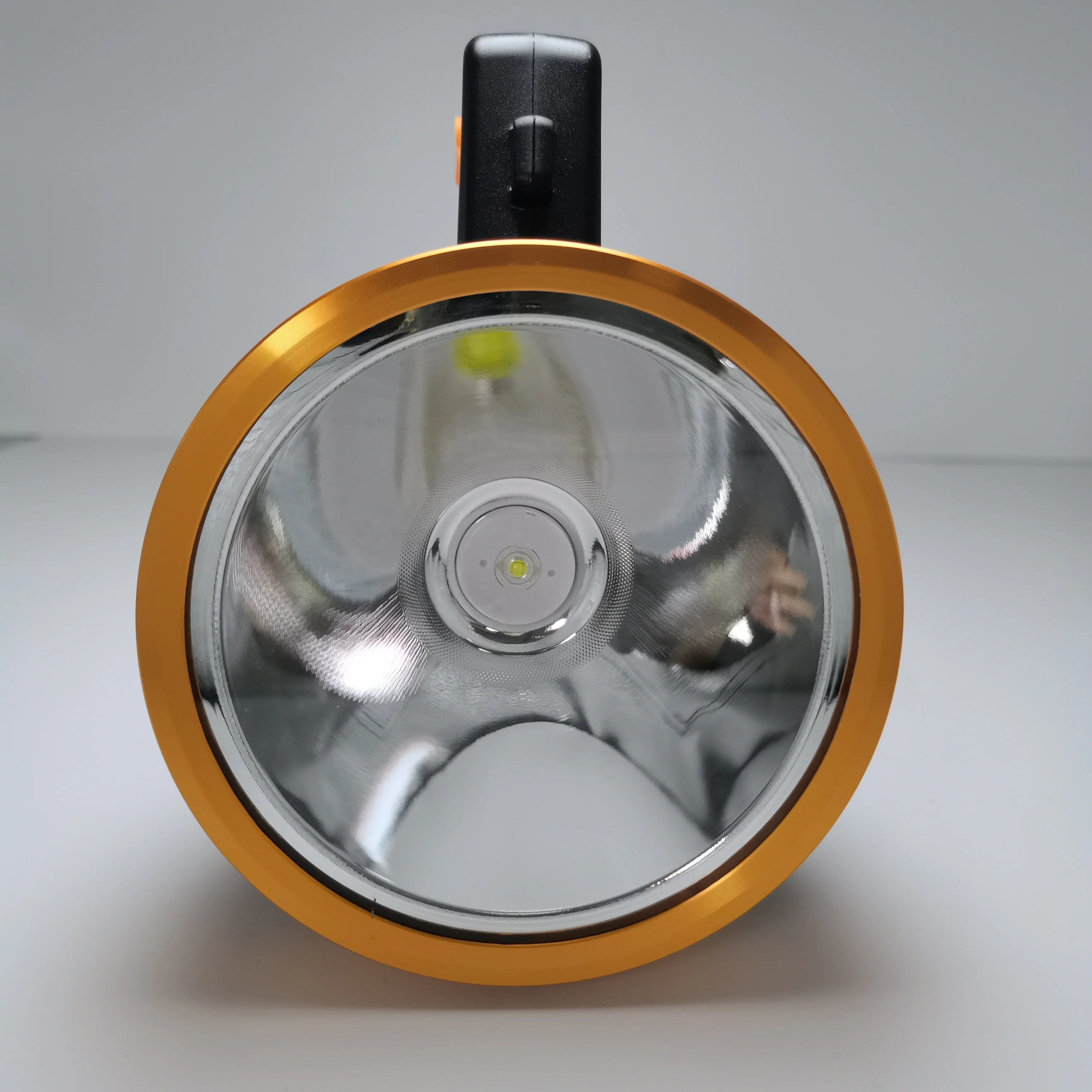 
LED Search Lamp Super Bright High Powered Searchlight Long Lasting Rechargeable Handheld LED Spotlight Portable Flashlight 