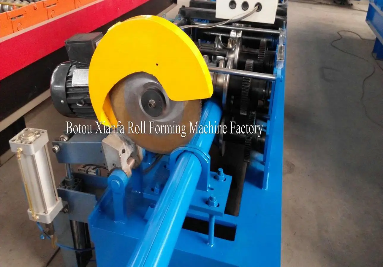 Round downspout roll forming machine Flying Saw