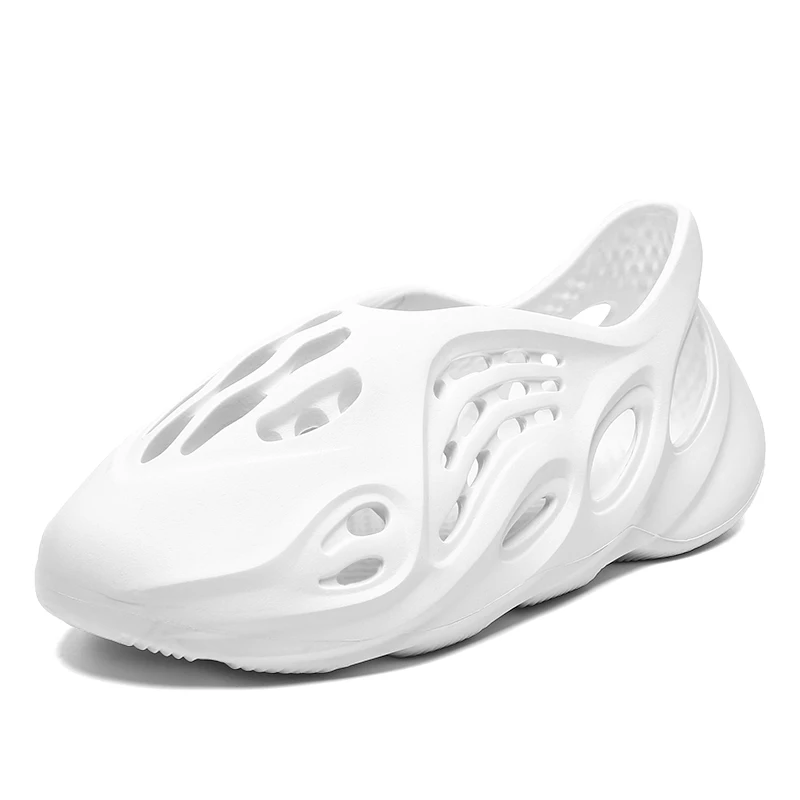 New Summer Men Beach Sandals Sneakers Foam Runners Couple Soft Flip Flops Men Sports Shoes Men Clogs Shoes Flat Slides