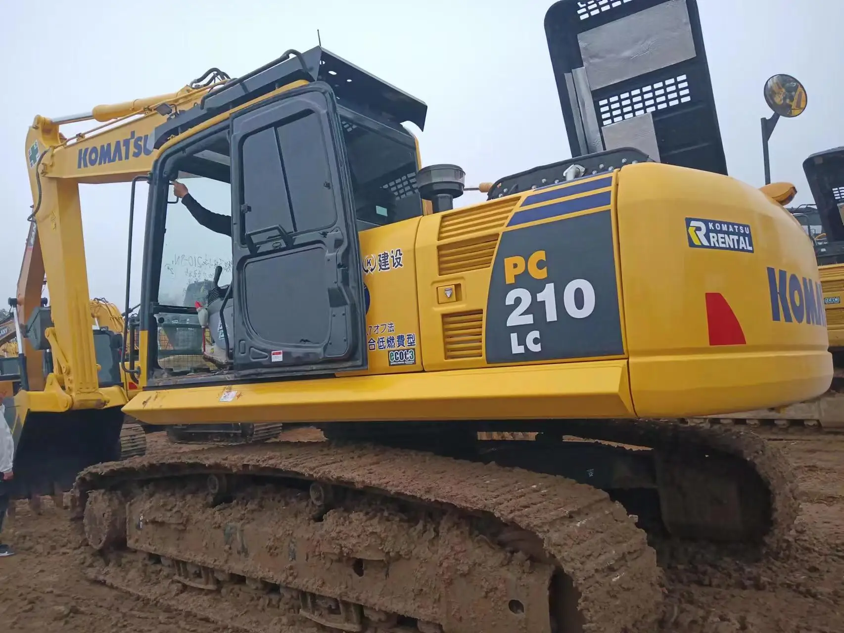 Cheng новый экскаватор выставка Komatsu PC210 / 220 дешевая распродажа