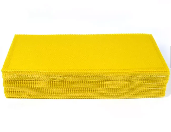 Food Grade Beeswax For Caramel / Candy Raw Stock By Pure Beeswax