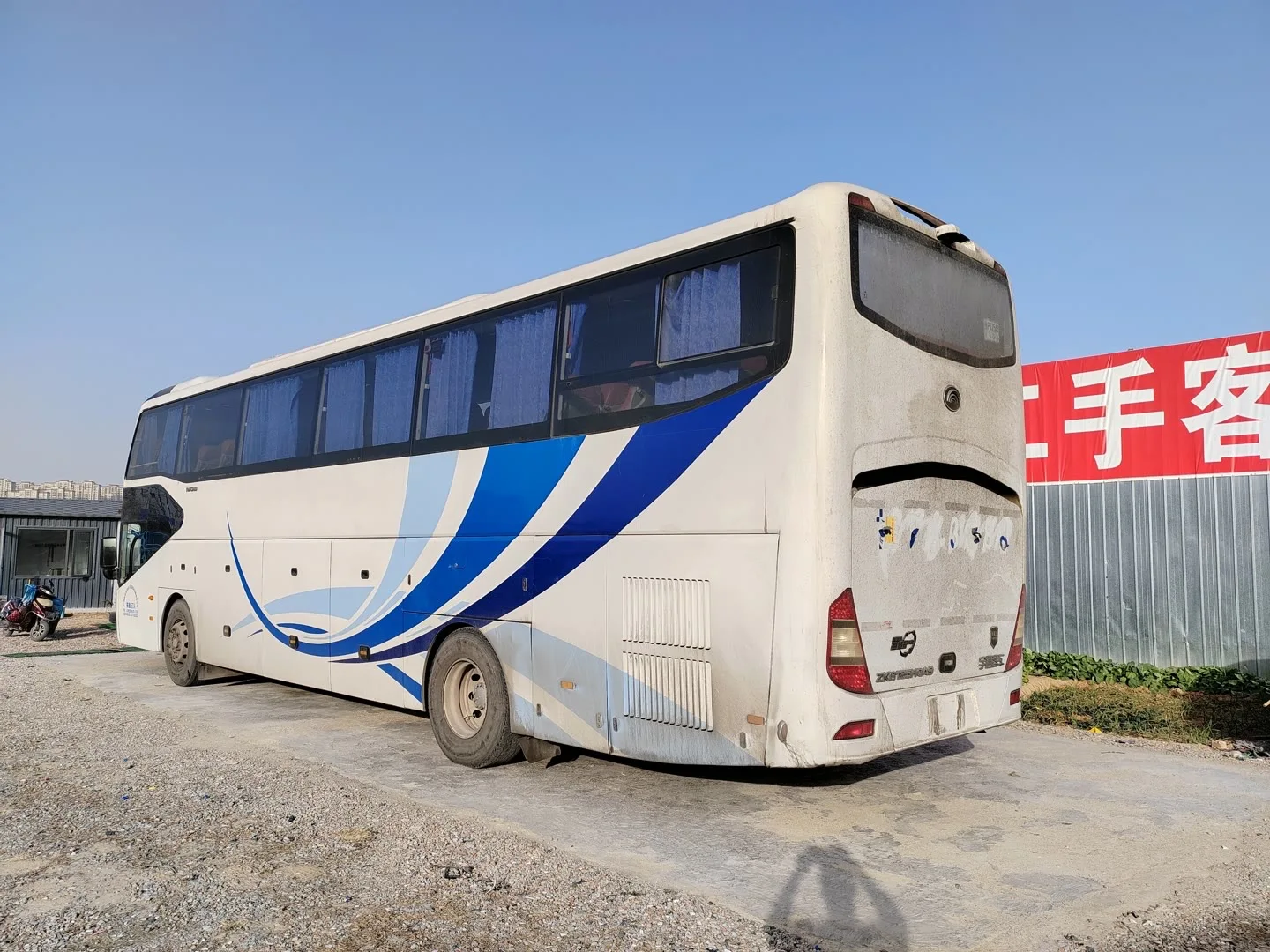 Лучшие продажи Youtong Ev автобус 57 мест б/у для