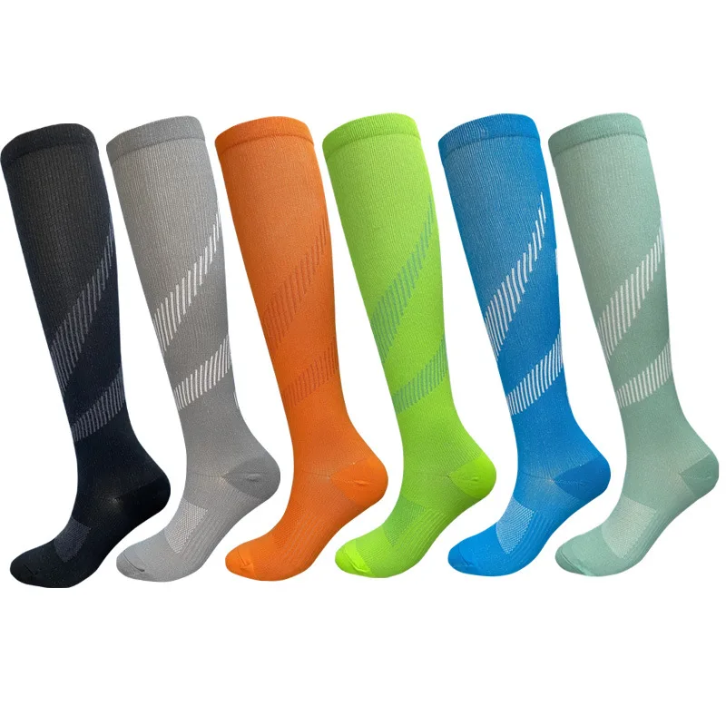 wholesale football professional socks football socks knitting machine soccer goalkeeper long socks football