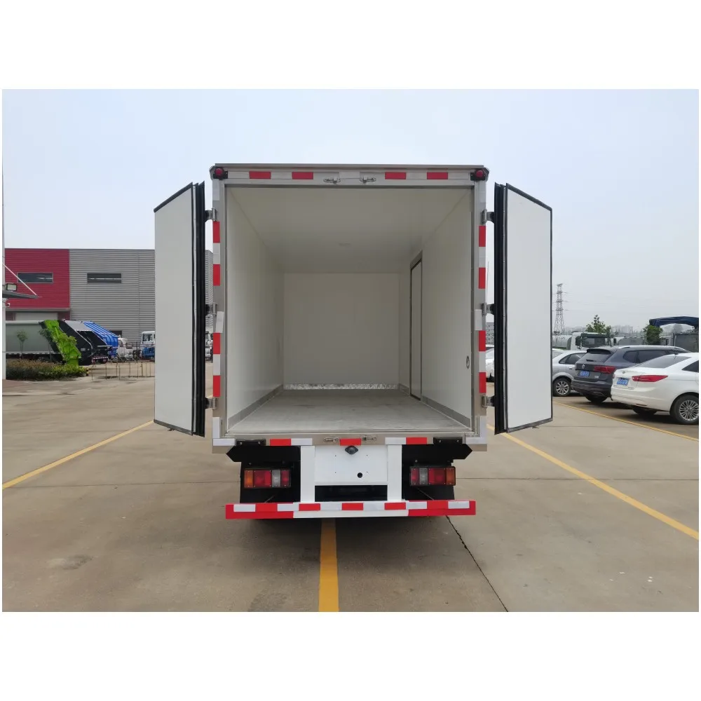 HOT  Seller  JAC Refrigerated Box  Truck 3-5  tons  Small Refrigerated Trucks cooling truck For Frozen Meat And Chicken