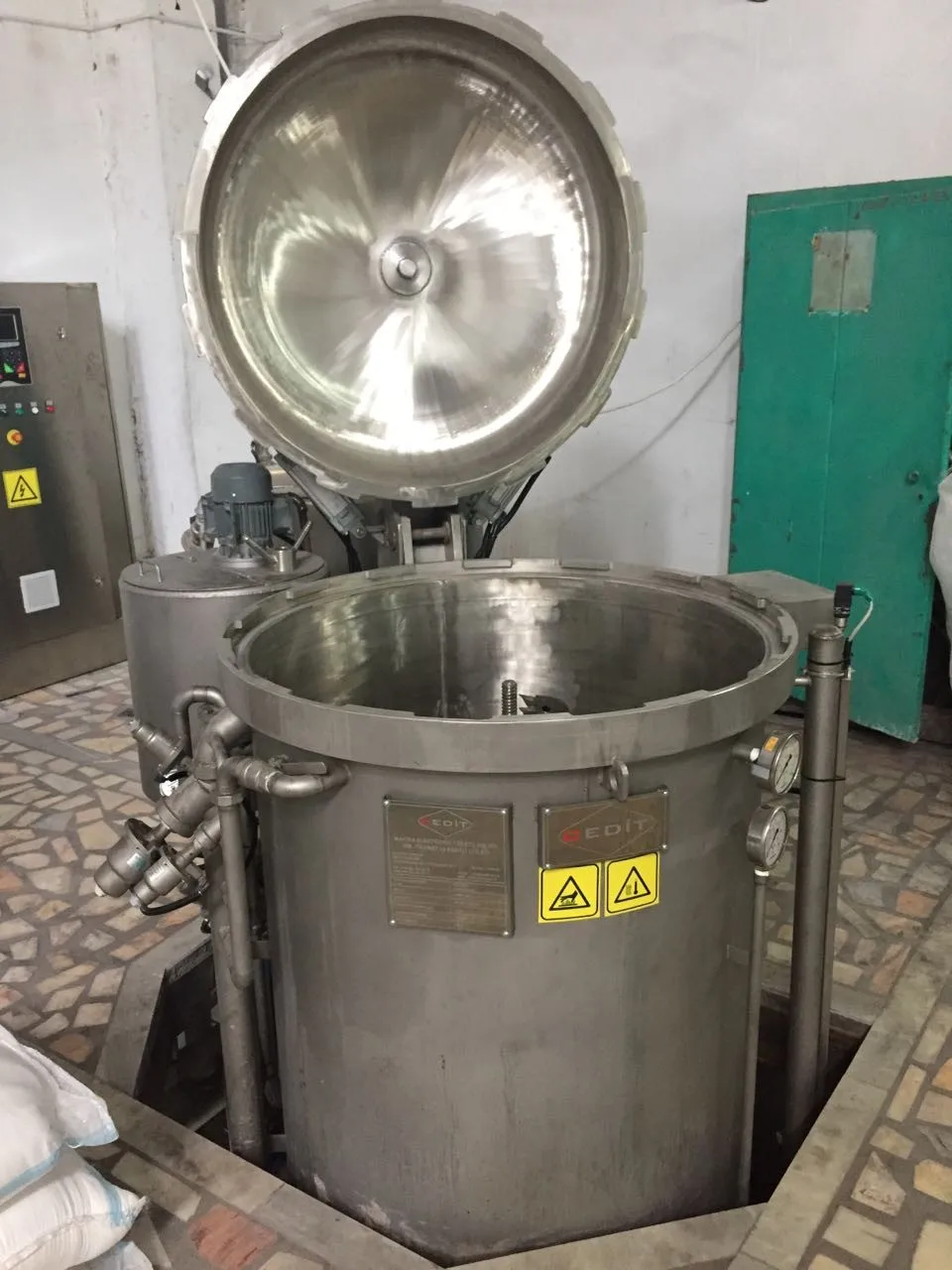  Машина для окрашивания вискозной пряжи