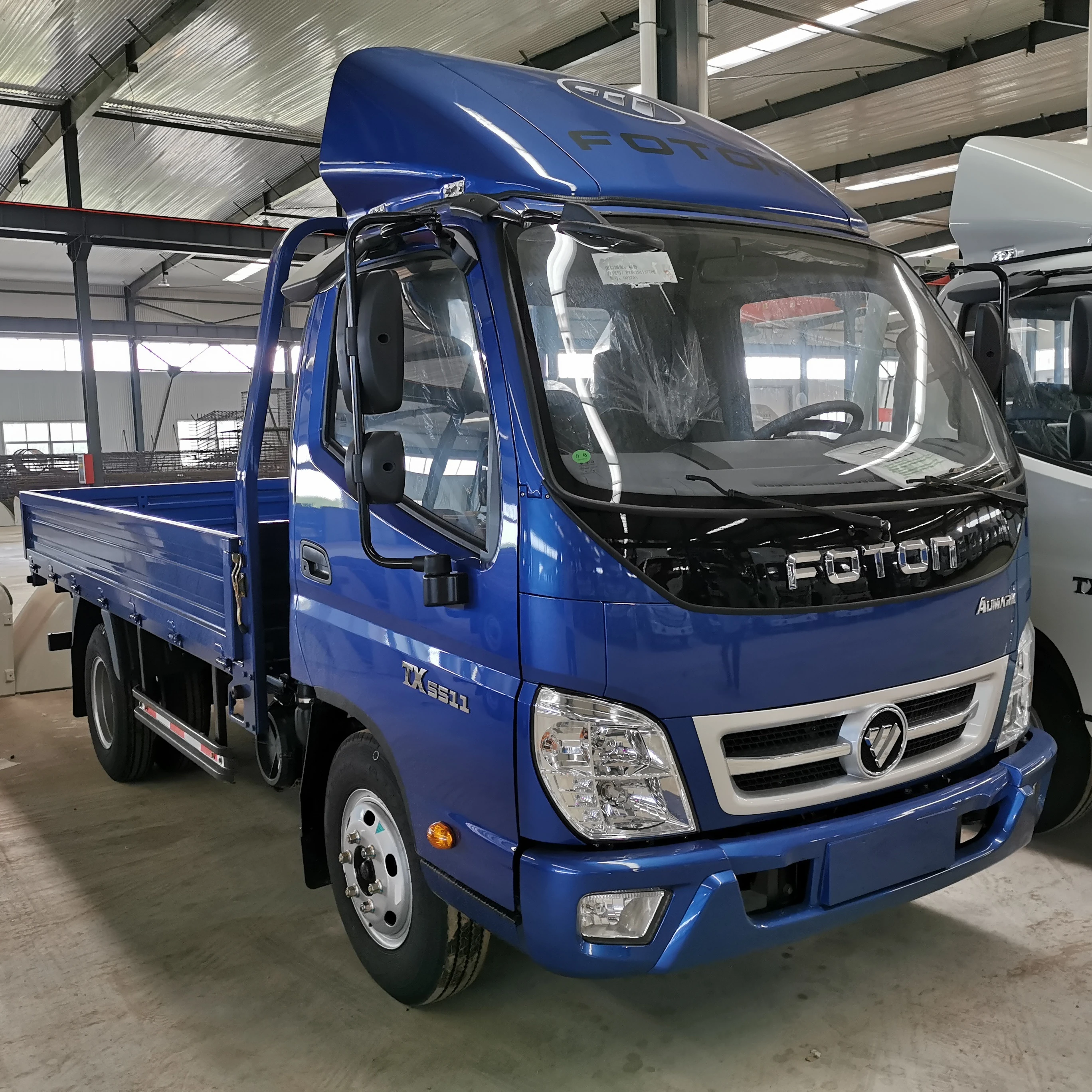 
 Дизельный легкий грузовик FOTON EURO IV 3 Тонны с двигателем по технологии ISUZU л и одной кабиной  