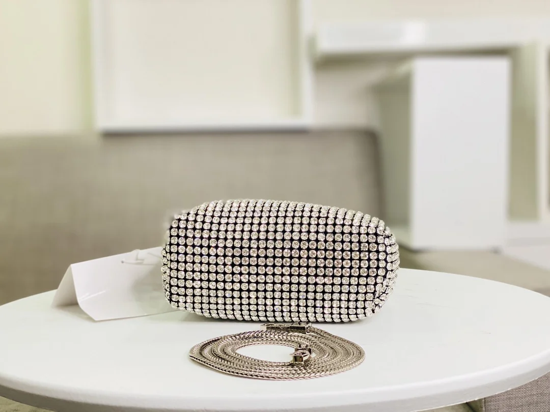 New fashion style cheap price diamond bags top quality small ladies luxury diamond handbags