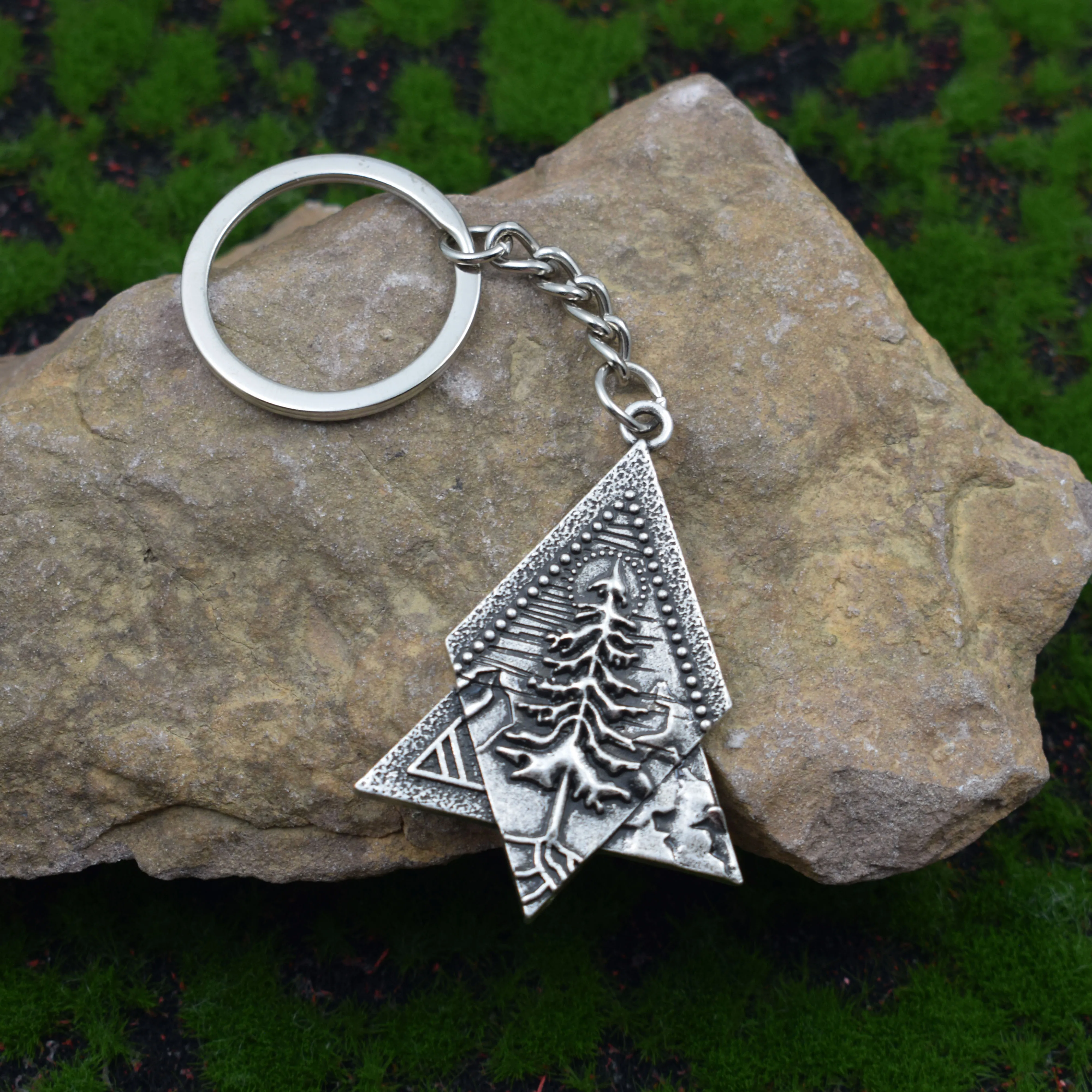 Nature Series Forest Pine Tree Pendant Keychain Christmas Party Gifts Gift To A Friend