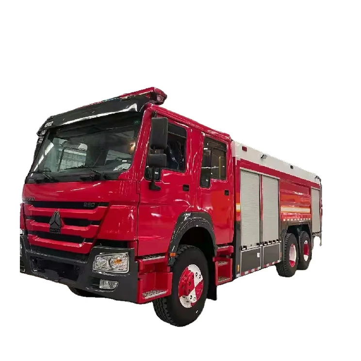 China Famous Brand 6x4 10 Wheels Tires Fire Fighting Trucks Large Capacity Water Storage Tank Airport Crash Fire Truck for Sale