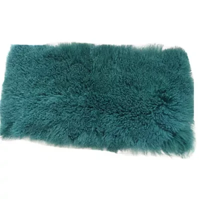 Low Moq eco Wholesale mongolian lambskin fur blankets natural curly wool length rugs and carpets tibetan sheepskin wool rugs